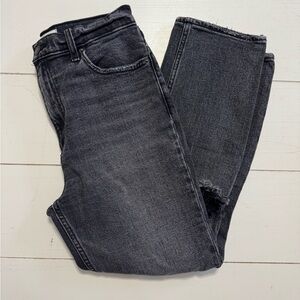 Abercrombie & Fitch The Ankle Straight Jeans